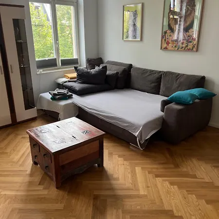 Daire Exklusive Altbauwohnung Mit Arbeitsplatz We5 Halle (Saale)