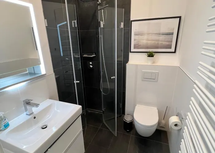 Exklusive Altbauwohnung Mit Arbeitsplatz We5 Halle (Saale)